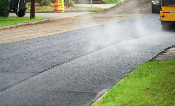 Best Driveway Pavers Contractor  in Dike, IA